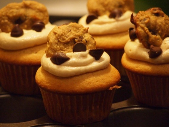 Chocolate Chip Cookie Dough Cupcakes