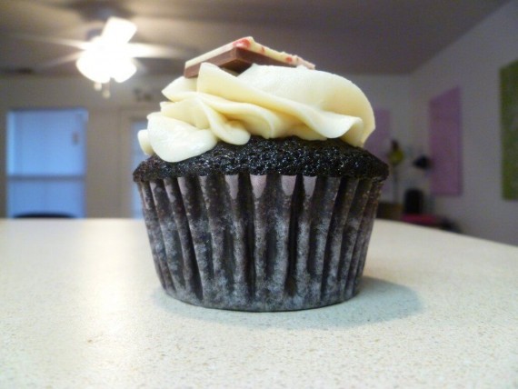 Peppermint-Mocha-Cupcakes-3