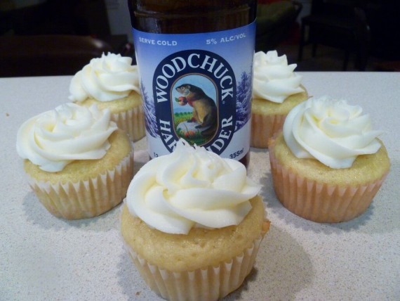 Winter Woodchuck Cupcakes