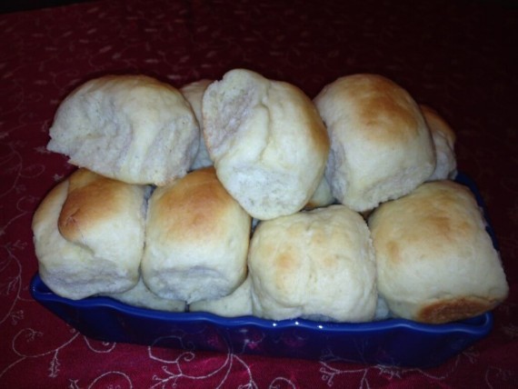 Simple Dinner Rolls