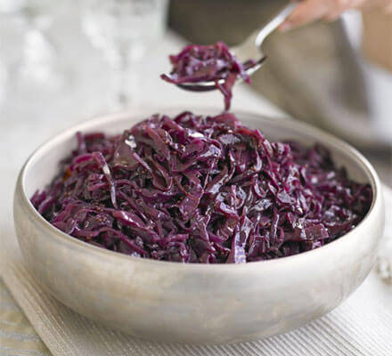 sticky-spiced-red-cabbage