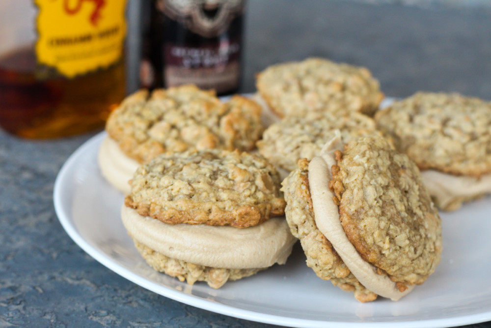 Boozy Peanut Butter Oatmeal Cream Pies – Grown-up Do-si-dos